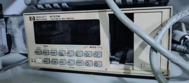 二手光波多用表 HP 8153A
